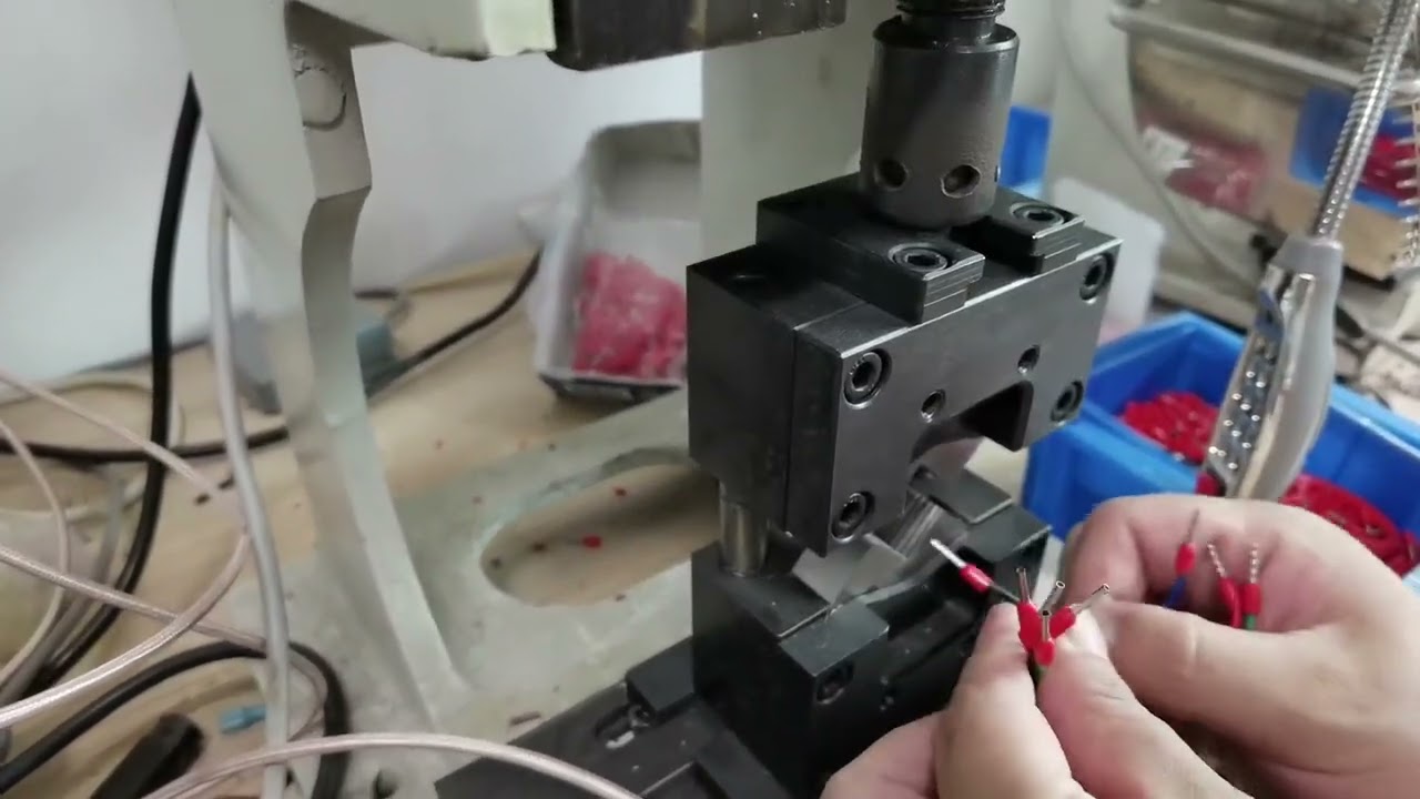 Molde para Máquina de Terminales Silenciosa 2.0T | Herramienta de Precisión para Arneses