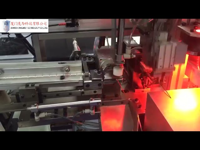 Máquina automática para corte, pelado, crimpado, soldadura e inserción de terminales en conectores
