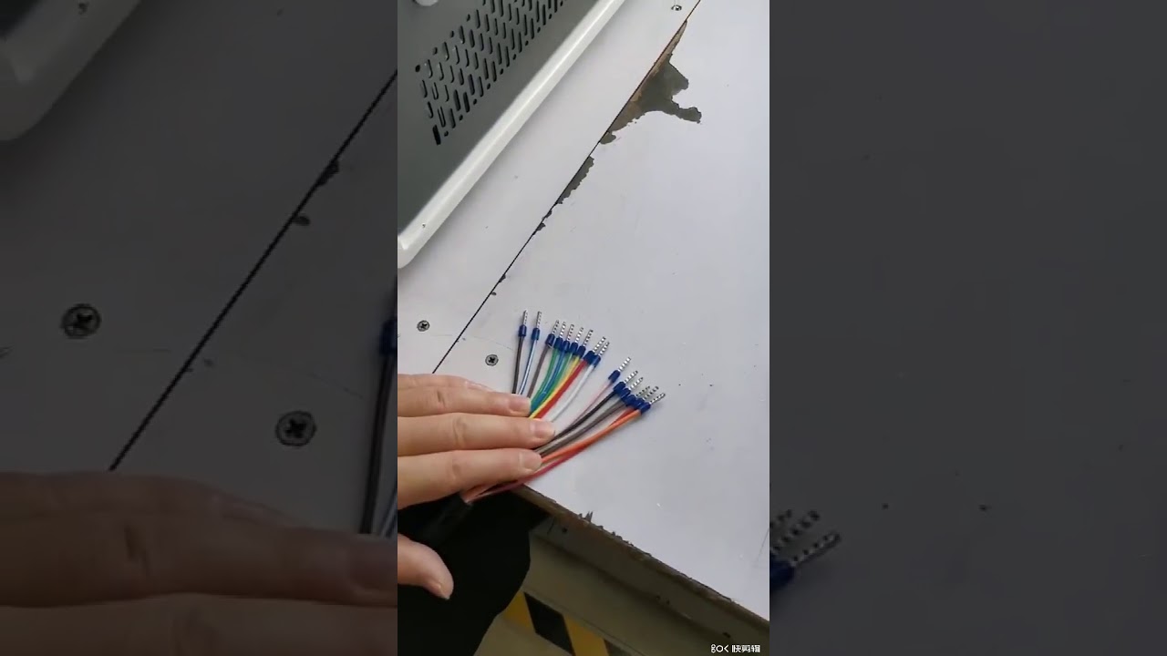 Máquina Peladora y Crimpadora de Cables con Aislamiento Previo WPM TSCM – Alta Eficiencia Industrial