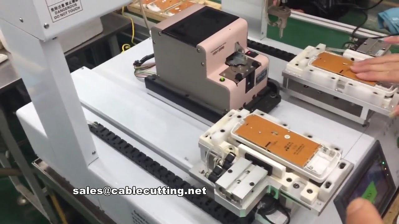 Máquina automática de atornillado Glanz para ensamblaje de controles remotos en línea de producción