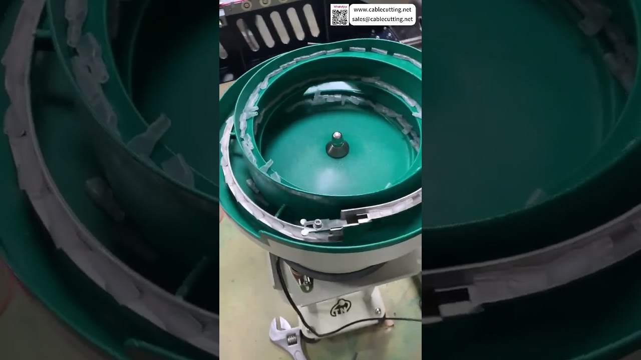 Máquina de engarce doble y doble inserción de tubo termorretráctil: Configuración y proceso de fábrica - Shorts
