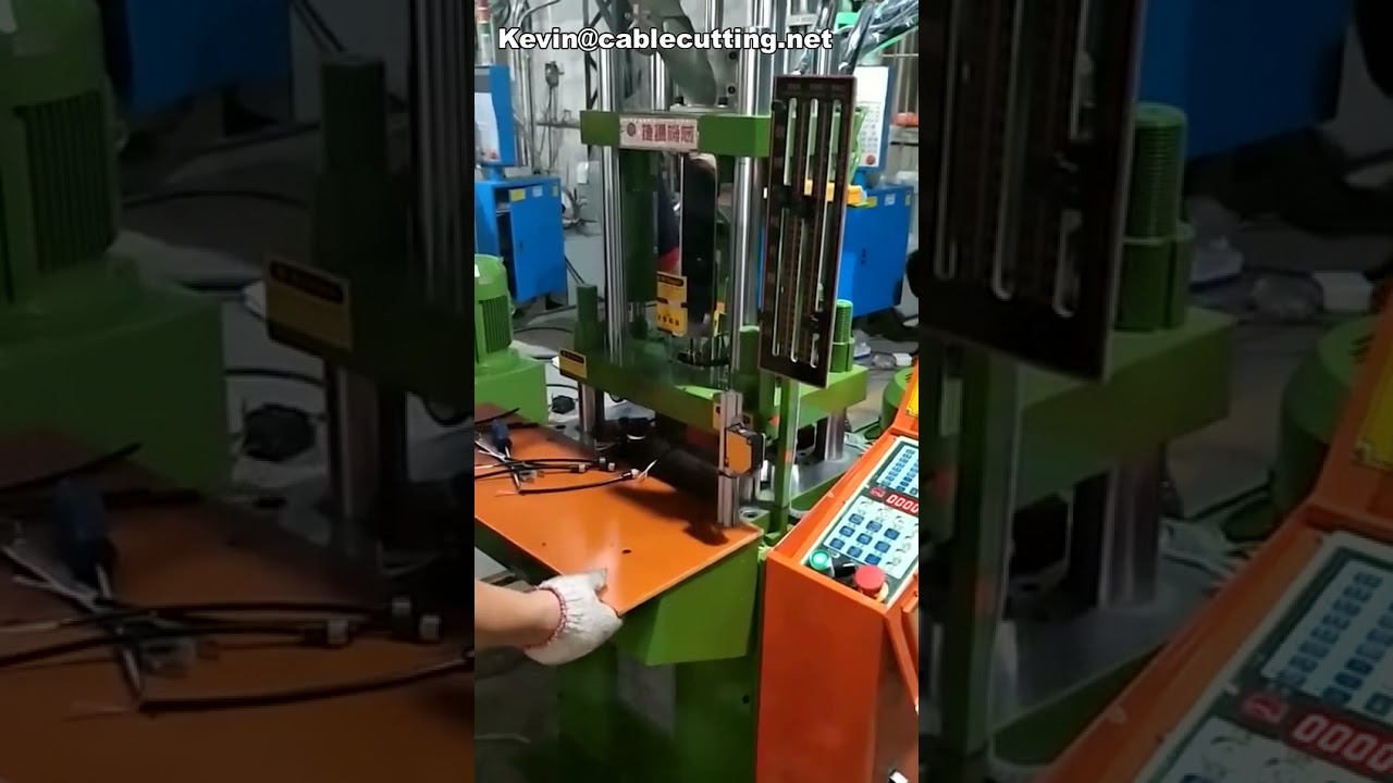 Máquina de Inyección Manual Mini de Sobremesa PA66 para Enchufes Impermeables y Conectores de Cable