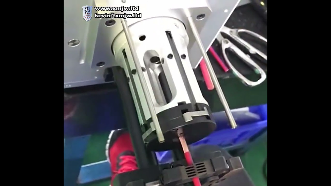 Máquina Peladora Rotativa de Cables para Automoción, Médicos y Coaxiales RF | Procesamiento Automatizado