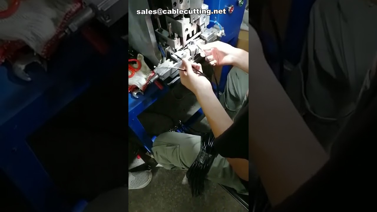 Máquinas Automáticas de Crimpado para Clavijas Francesas | Inserción y Crimpado de Alta Velocidad