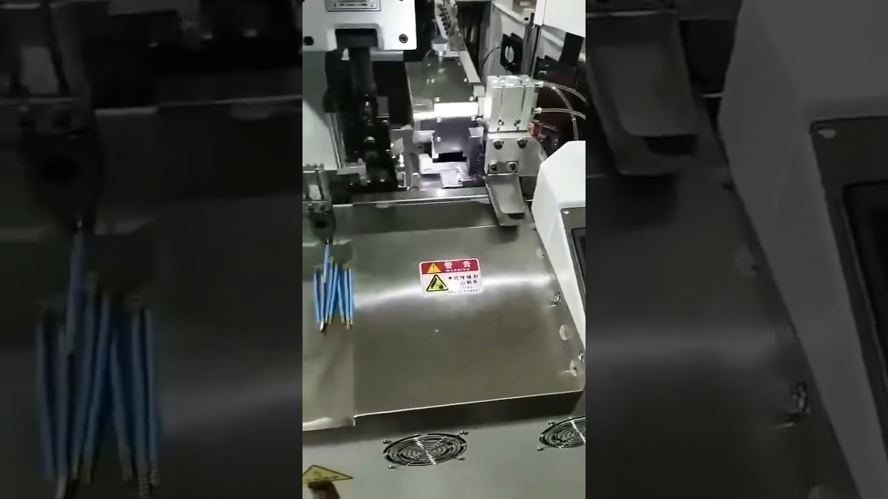 Máquina de crimpado automática de doble cabezal: video real de alta eficiencia en fábrica