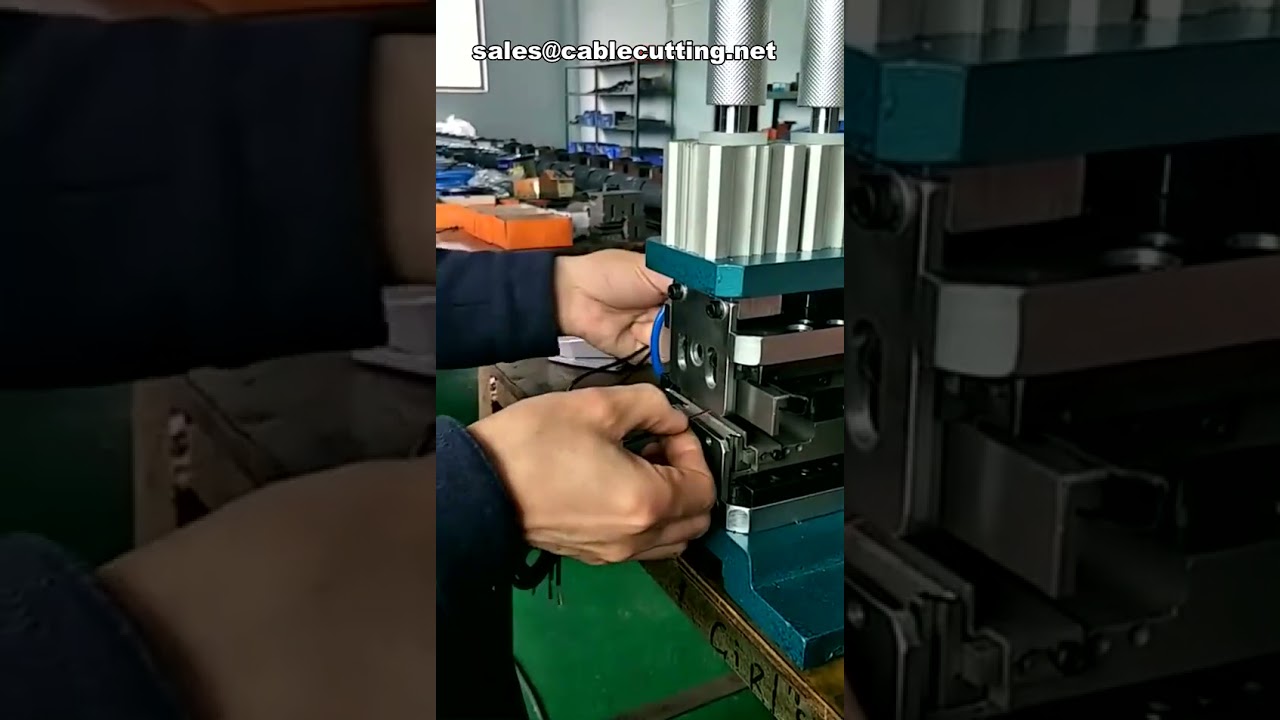 Máquina pelacables multicapa para arneses | Equipo de pelado automático de cables