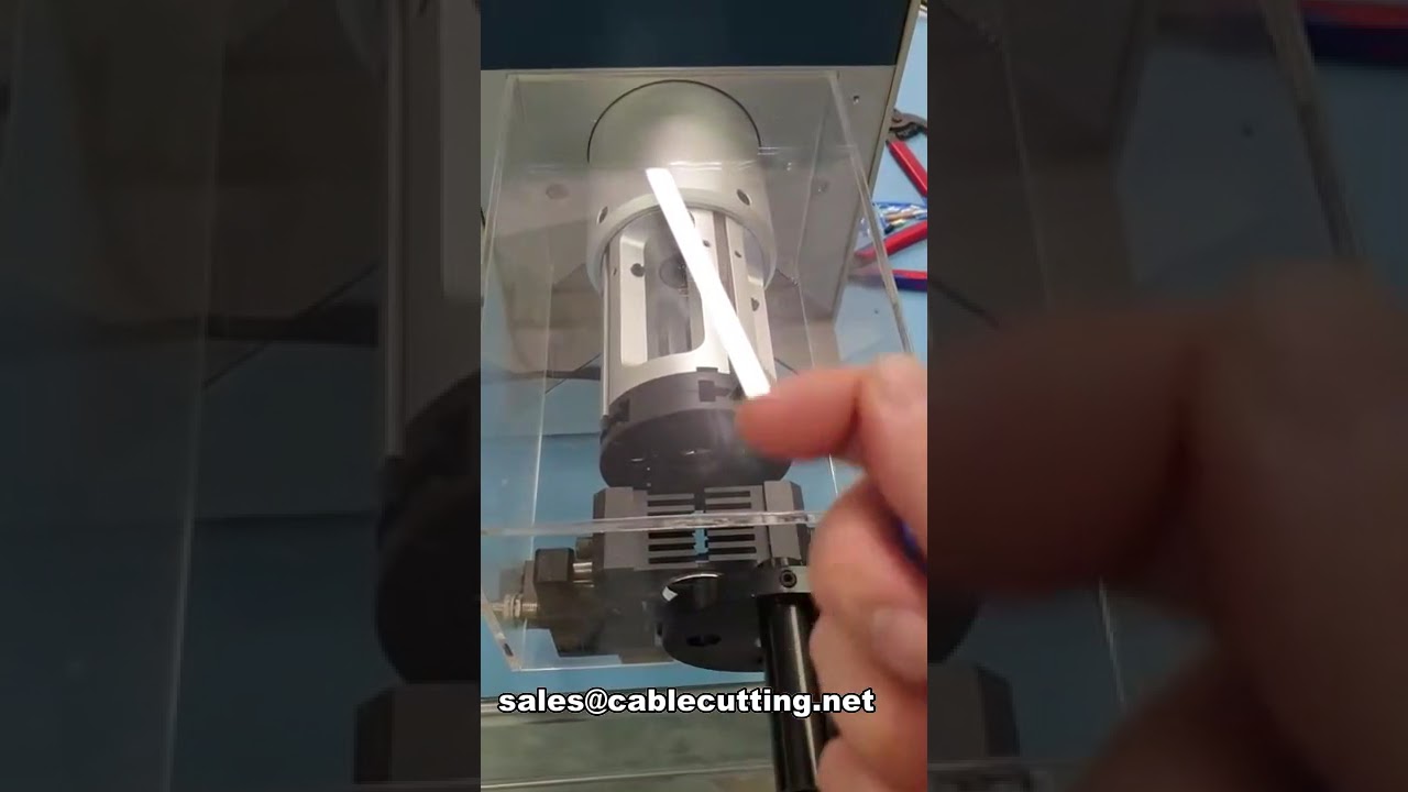 Cuchillas de Precisión para Corte y Pelado de Cables | Automatización Industrial