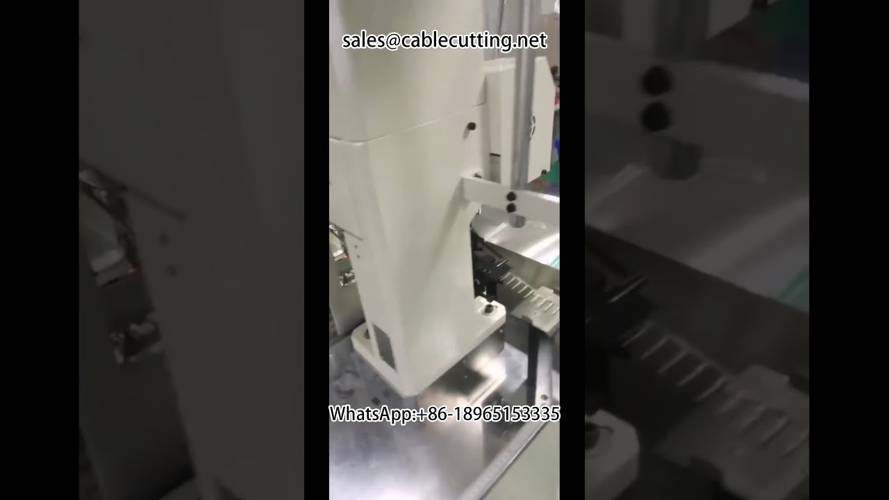 Máquina automática de doble cabezal para terminación de pernos impermeables #Automatización #EquiposDeArnés