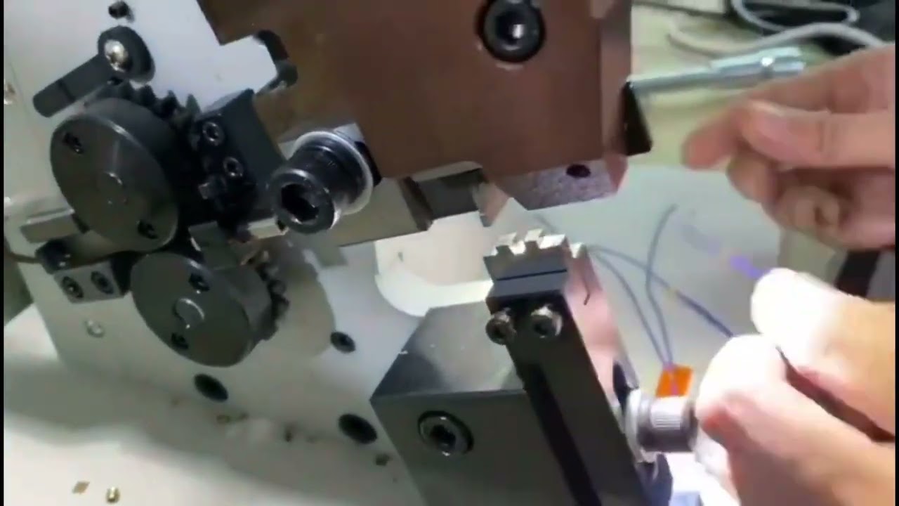 Máquina de Crimpado de Terminales de Cobre de 40 Toneladas, Ultra Silenciosa con Tecnología de Conversión de Frecuencia